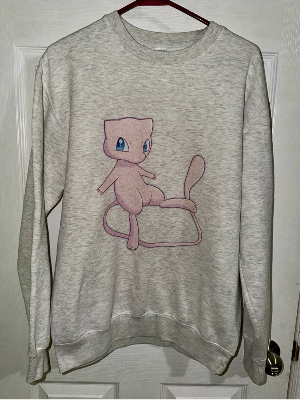 Pokemon Mew Logo Sweatshirt Heathered White Relaxed Fit Men’s Medium
